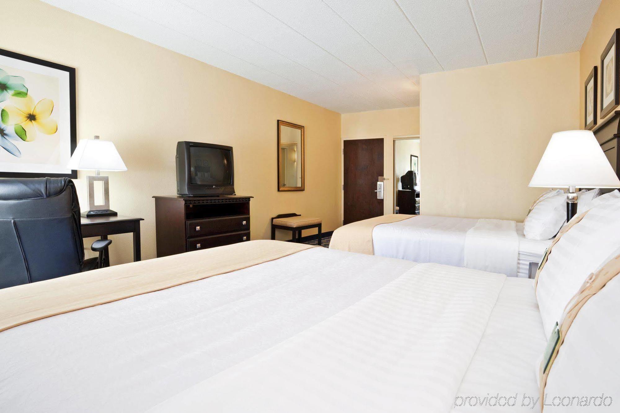 Holiday Inn Columbus North I-270 Worthington Rum bild